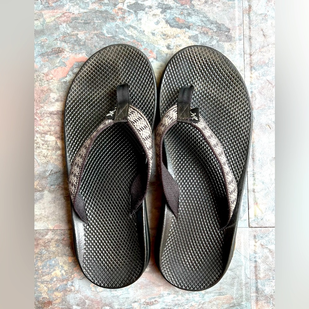 Men’s Chaco Flip Flops- Size 10